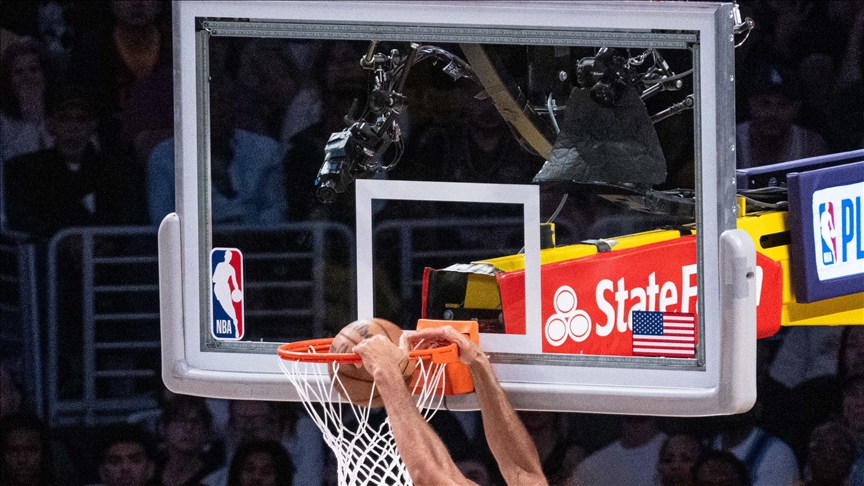 NBA play-off'larında Rockets, Warriors'u 109-94 yenerek seriyi 1-1 yaptı