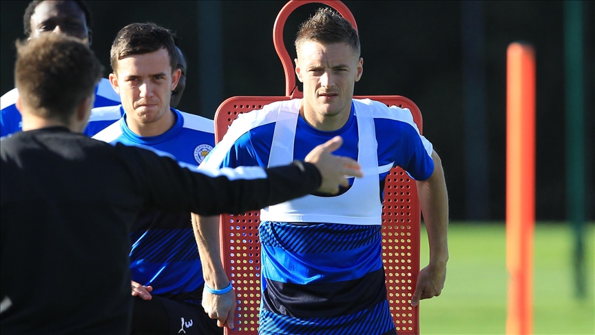 İngiliz kulübü Leicester City'nin efsane golcüsü Jamie Vardy takımdan ayrılıyor
