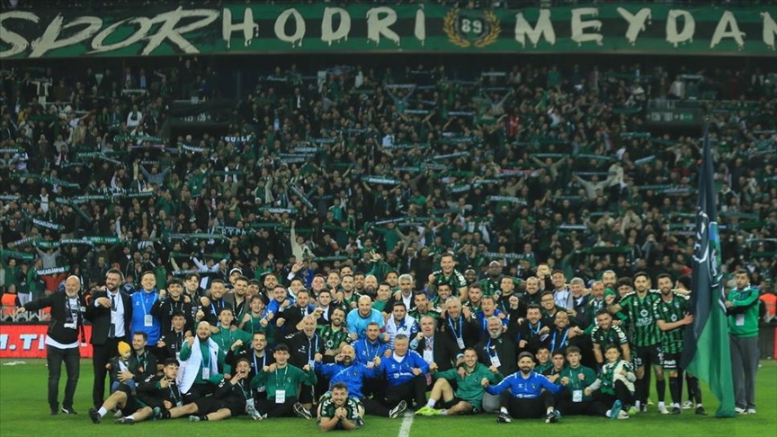 Kocaelispor, 16 yıl sonra Süper Lig'e dönmeye çok yakın