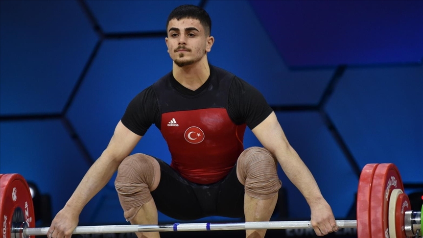 Milli halterci Kaan Kahriman, Avrupa şampiyonluğuna ulaştı