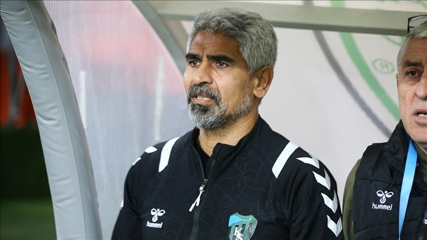 İsmet Taşdemir, 