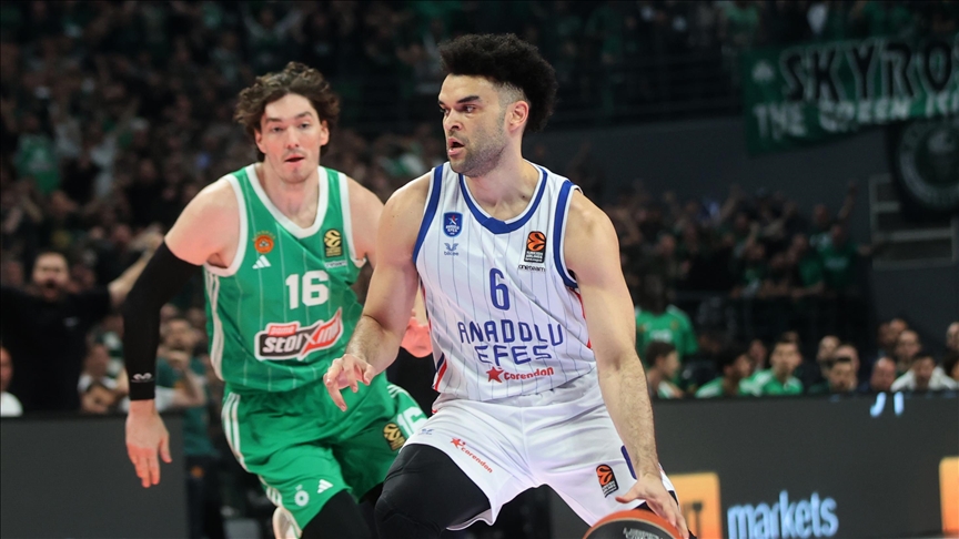 Anadolu Efes, THY Avrupa Ligi play-off maçında yarın Panathinaikos'u konuk edecek