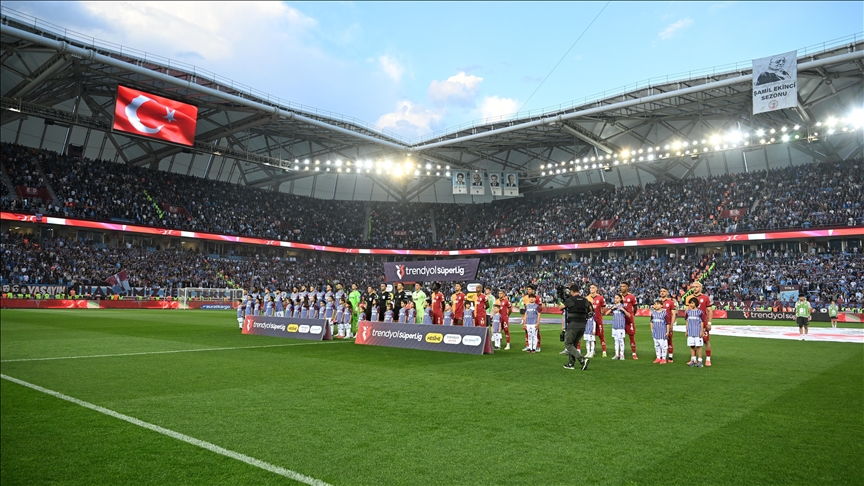 Trabzonspor ile Galatasaray, Türkiye Kupası'nda 29 sezon sonra finalde karşılaşacak