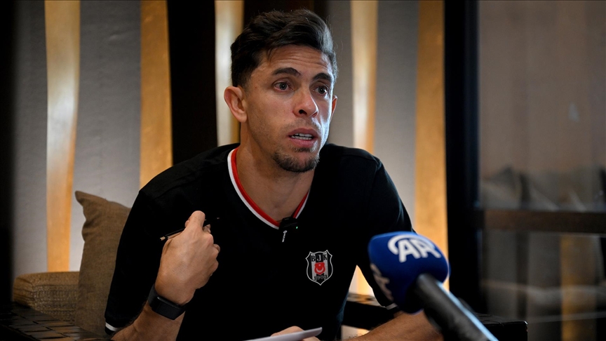 Beşiktaşlı futbolcu Paulista, bu sezon başarıyı olmazsa olmaz görüyor: