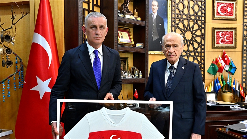 MHP Genel Başkanı Bahçeli, TFF Başkanı Hacıosmanoğlu'nu kabul etti