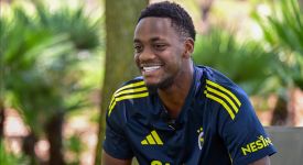 Fenerbahçe'nin yeni transferi Jhon Duran: Galatasaray'a gol atıp gerçek bir Fenerbahçeli olmak istiyorum