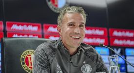 Feyenoord Teknik Direktörü Robin van Persie: Galatasaray'a attığım 2 gol Fenerbahçe'deki en güzel anılarımdan biriydi